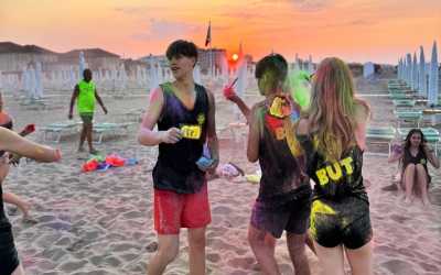 Obóz młodzieżowy, Rimini h. Crown*** - obóz Chill out Zone - wylot z Warszawy Hotel Crown***, 8 dni 14-18 lat